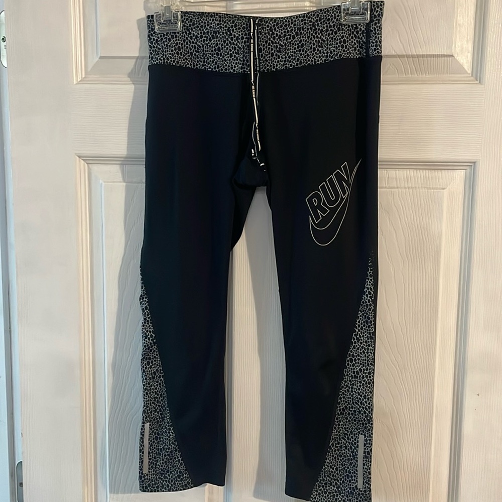 Nike Dri-Fit Capri Leggings